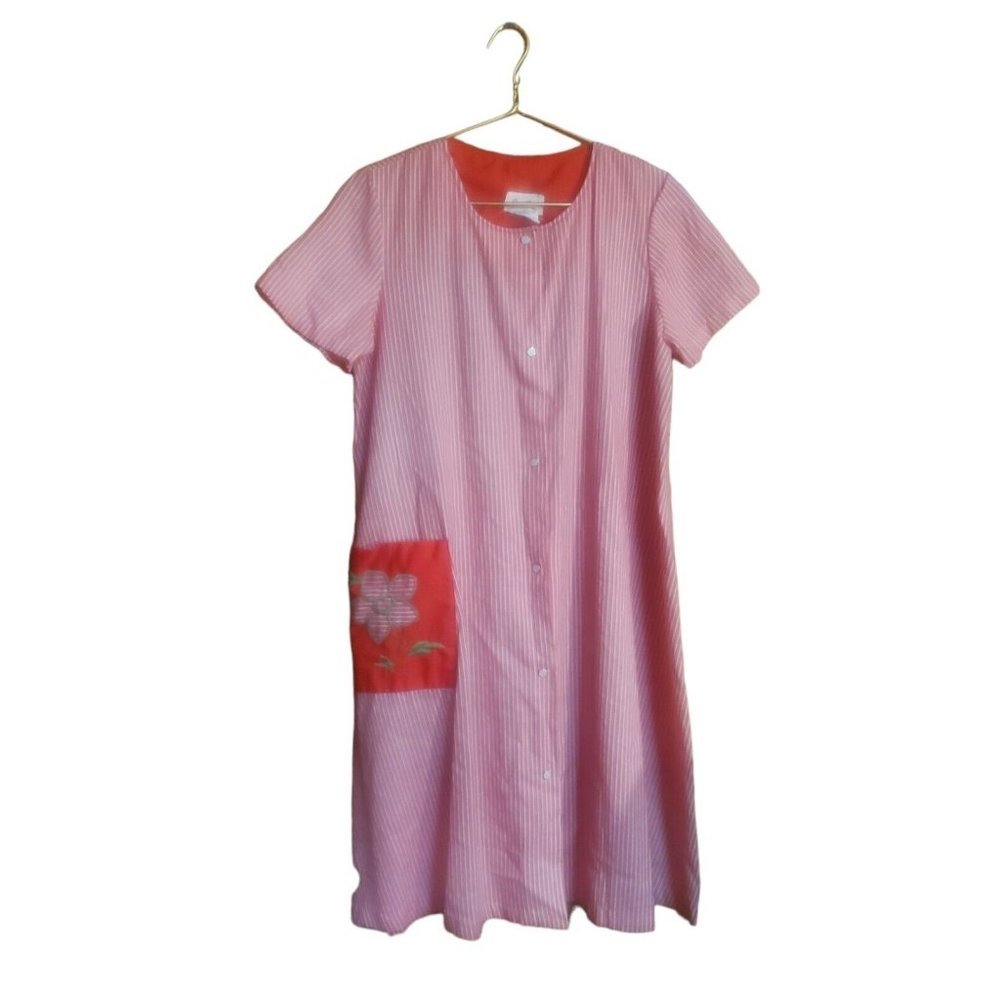 Vintage 60s 70s Red White Striped Embroidered Pocket  House Coat Robe Size M